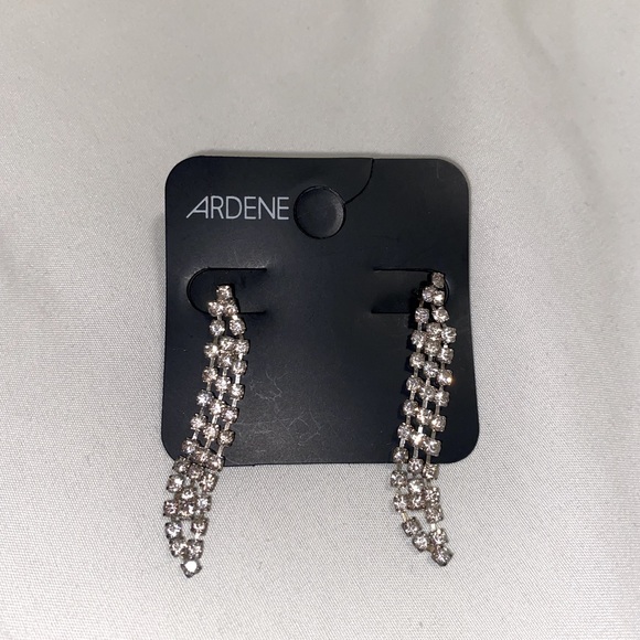 BRAND NEW Ardene Silver Earrings - Picture 1 of 2